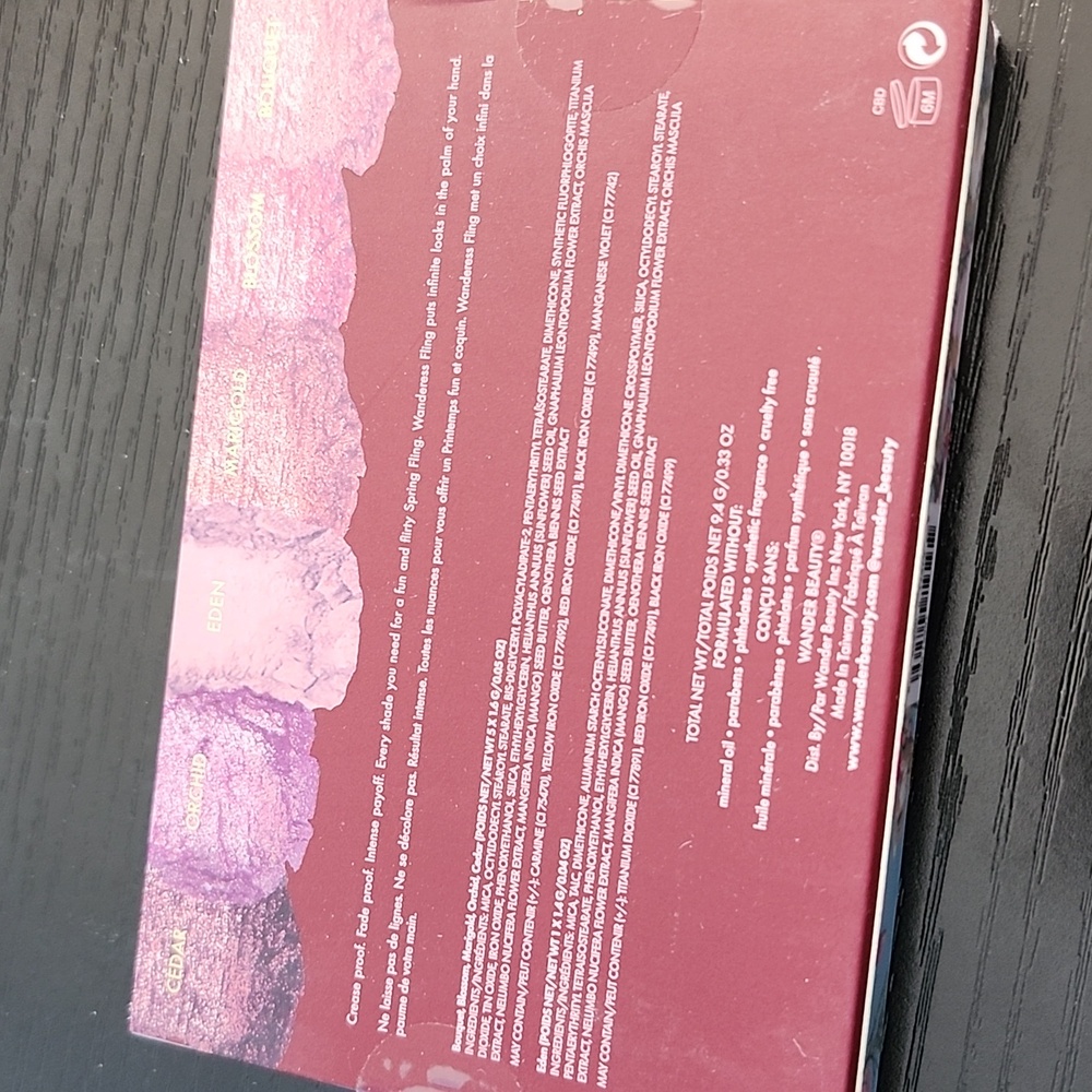 Wander Beauty Wanderess Fling Eyeshadow Palette - Gold, Purple, Brown Shades - Picture 3 of 9